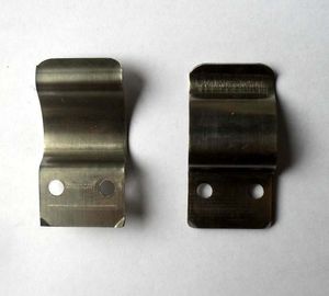 Aluminium cor bagian besi mendukung Deep-gambar / Bending / Penggergajian