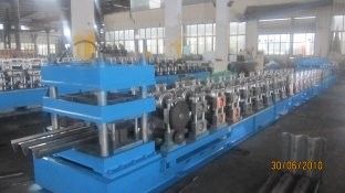 45KW Utama motor listrik pagar pembatas Roll Forming Machine dengan listrik Kontrol Kabinet