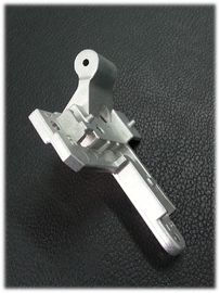 Tinggi Precise Die Otomotif Casting Parts Sand Blasting Toleransi +/- 0.05mm